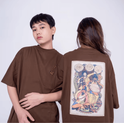 "3 Musicians" Tee in Off White By Lilith21st